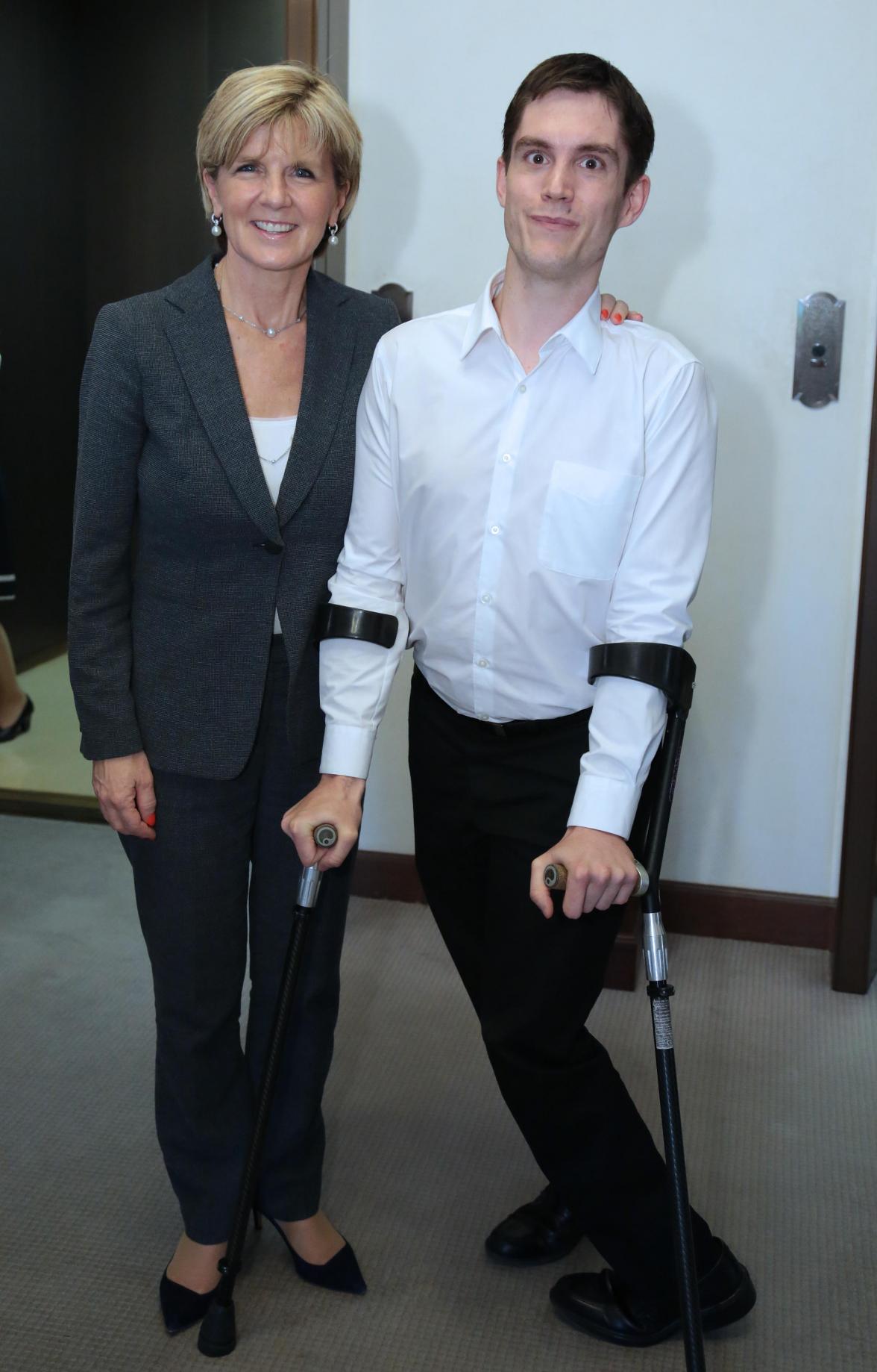 The Hon Julie Bishop MP, Minster for Foreign Affairs and Mr Simon Tyler, Coordinator for International Affairs at the Hyogo Prefectural Government