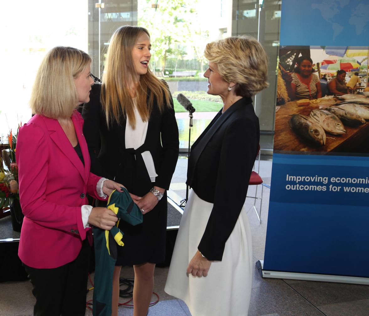 Ambassador Stott Despoja, Ellyse Perry and Foreign Minister Bishop. 3 March 2014.