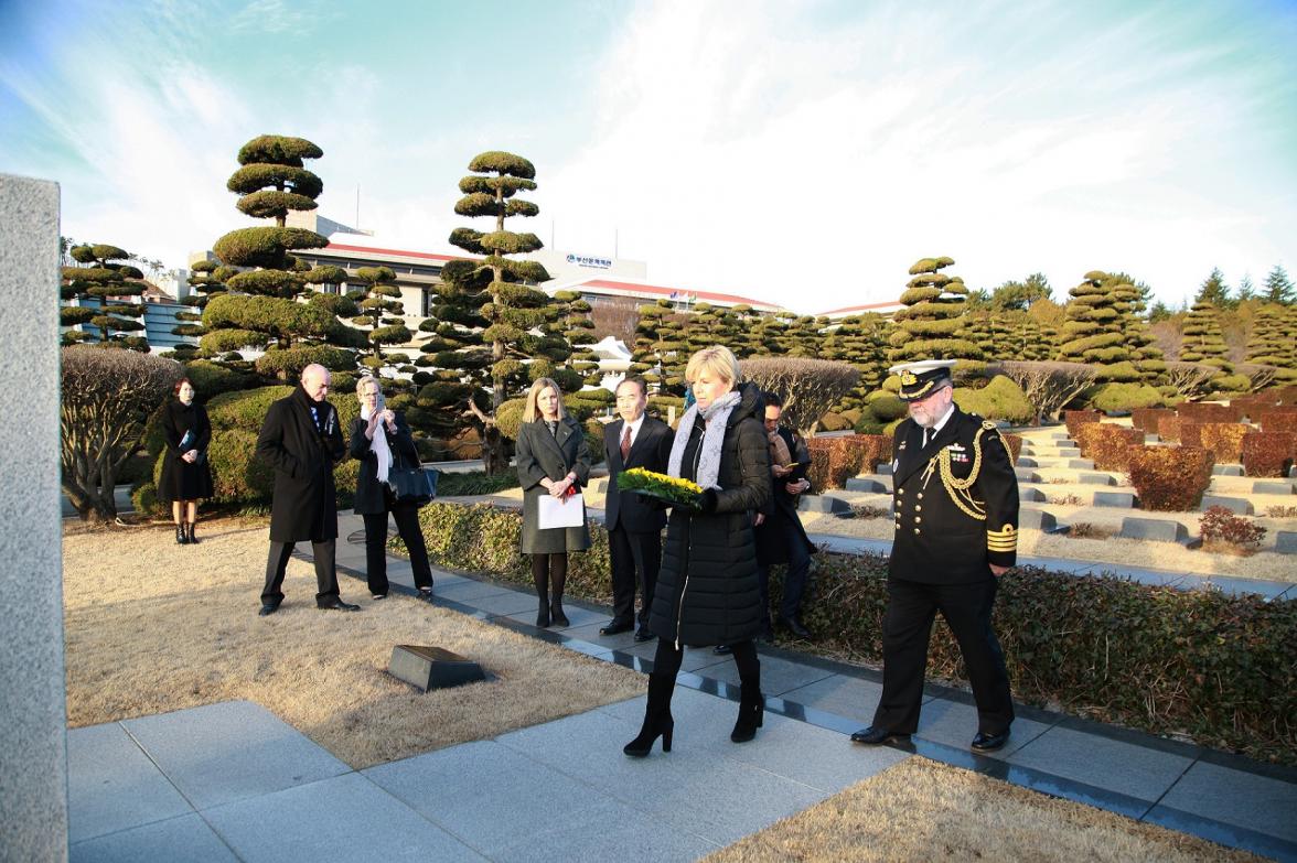 Foreign Minister Julie Bishop laying a wreath at the Australian Memorial at the United Nations Memorial Cemetery in Korea.