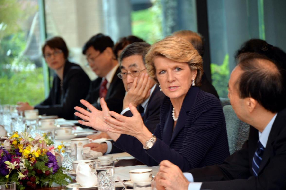 Breakfast meeting at the Ambassador’s residence to discuss the New Colombo Plan with Presidents and Vice-Presidents of Japanese Universities.

15 October 2013