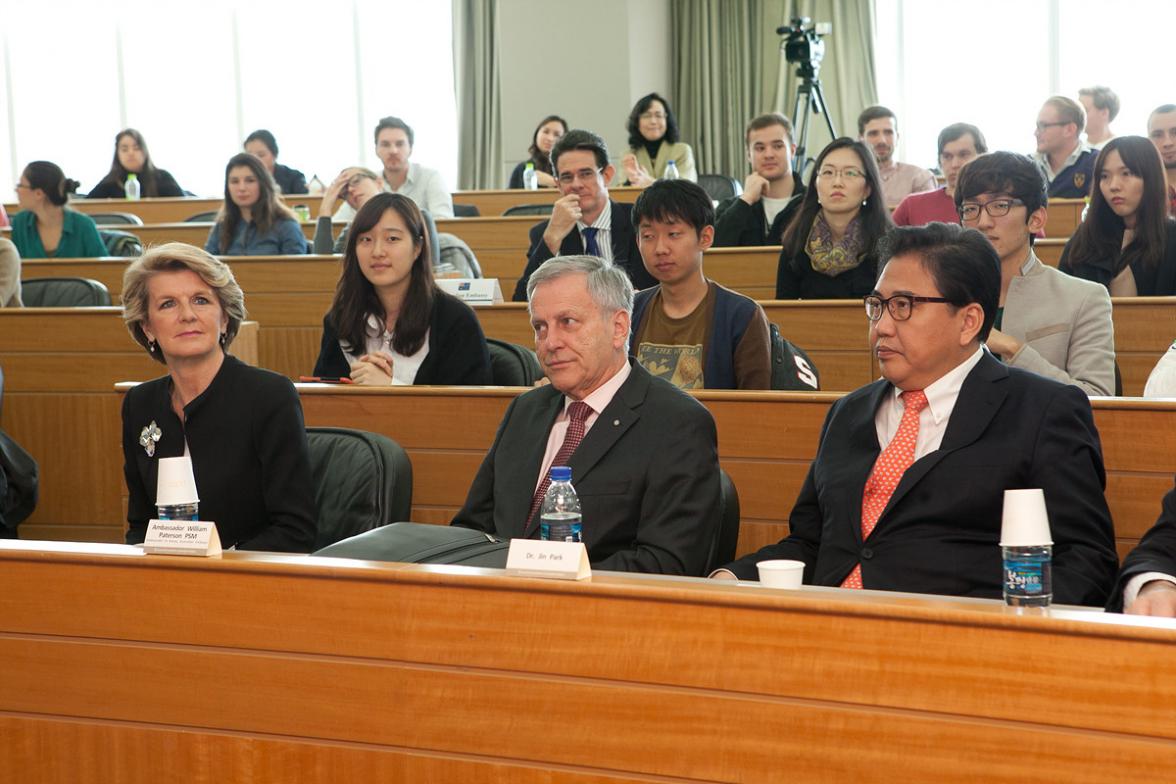 From left to right: Foreign Minister Bishop, Ambassador Paterson, Mr Park Jin Endowed Chair Professor of HUFS at Sungkyunkwan University. 18 October 2013.