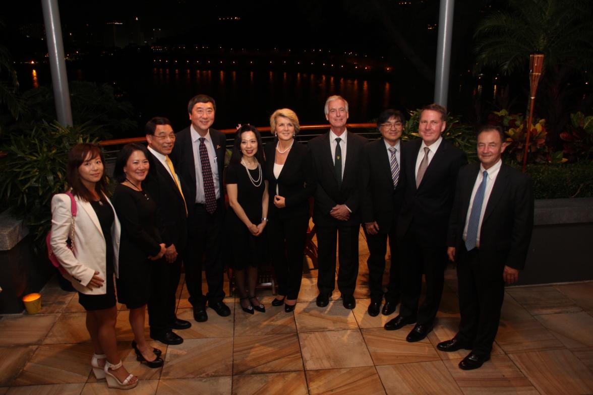 Dinner with New Colombo Plan stakeholders at the Australian Residence in Hong Kong, 19 October 2013.