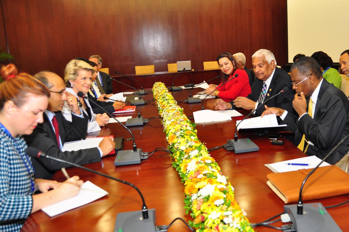 Julie Bishop meeting CARICOM Foreign Ministers at pre-CHOGM Foreign Minister’s meeting.