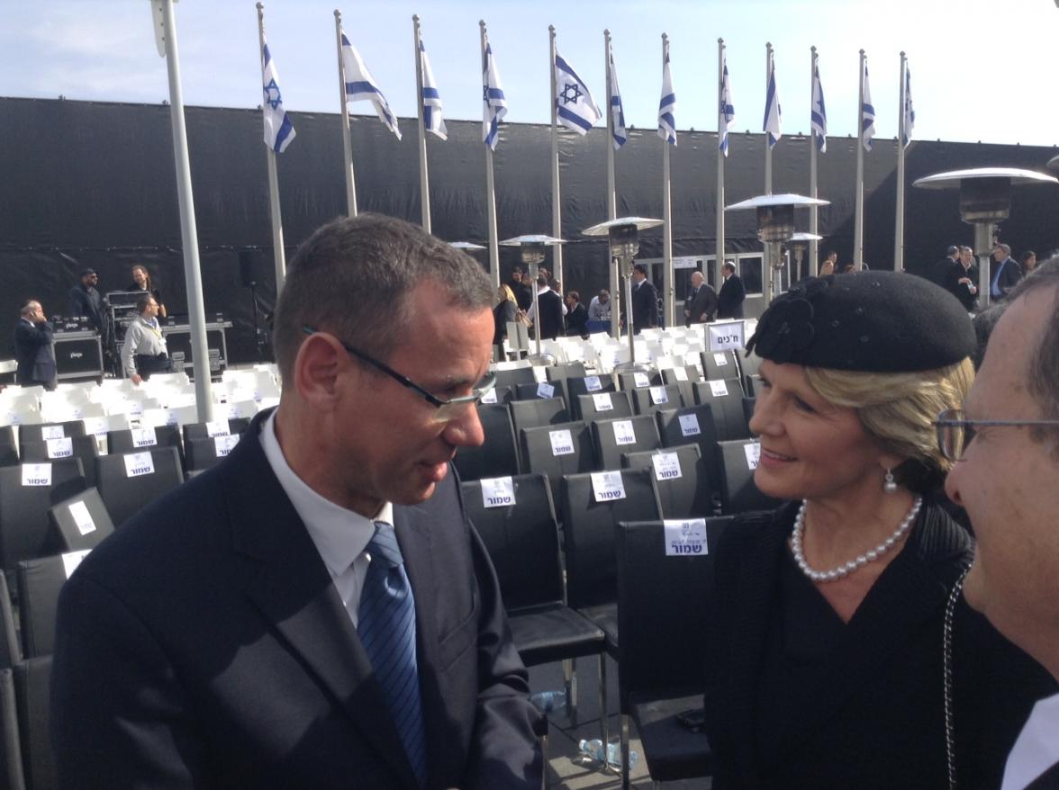 Foreign Minister Julie Bishop with Mark Regev, (Australian-born) spokesperson for Israeli Prime Minister Benjamin Netanyahu, and Israeli Ambassador Shmuel Ben-Shmuel. 13 January 2014