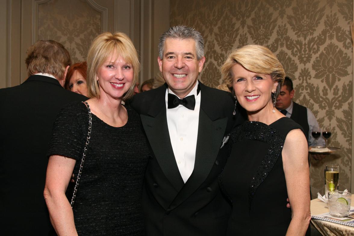 Minister Bishop with guests at the G'Day USA gala in Chicago on 25 January 2014.