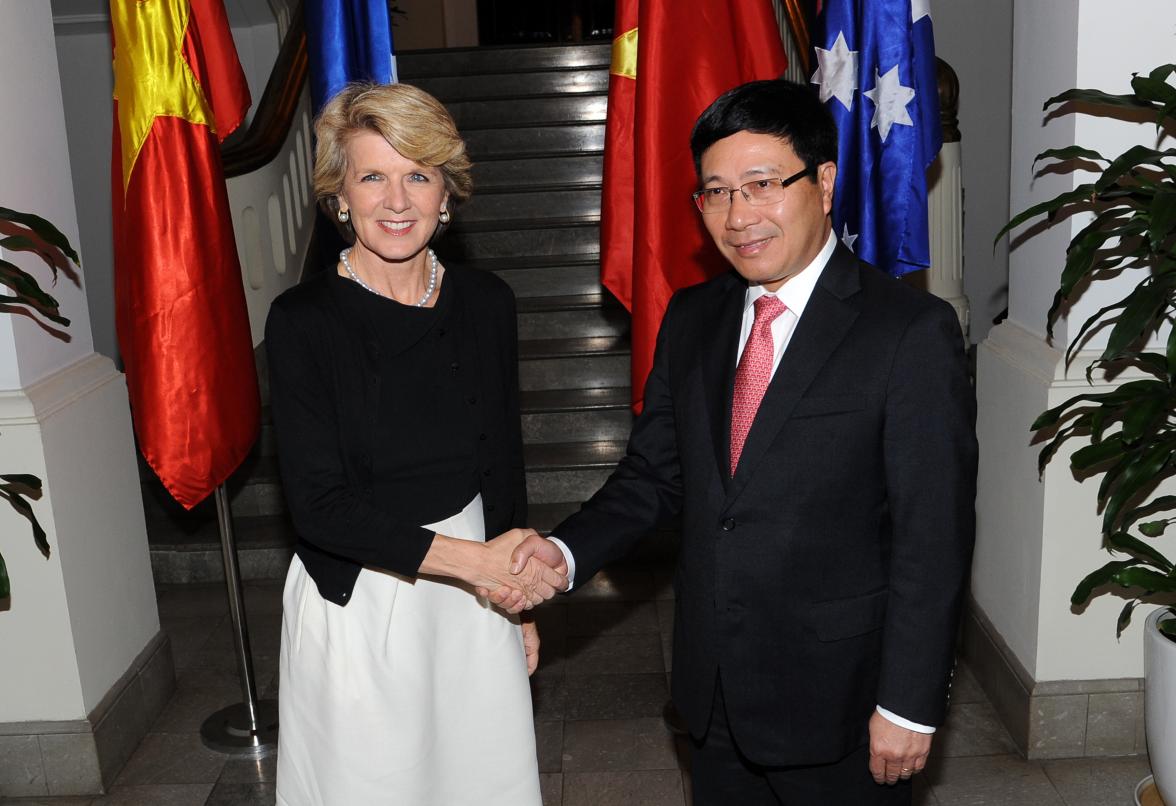 Australian Foreign Minister Julie Bishop and Vietnamese Deputy Prime Minister, Foreign Minister Pham Binh Minh in Hanoi on 18 February 2014