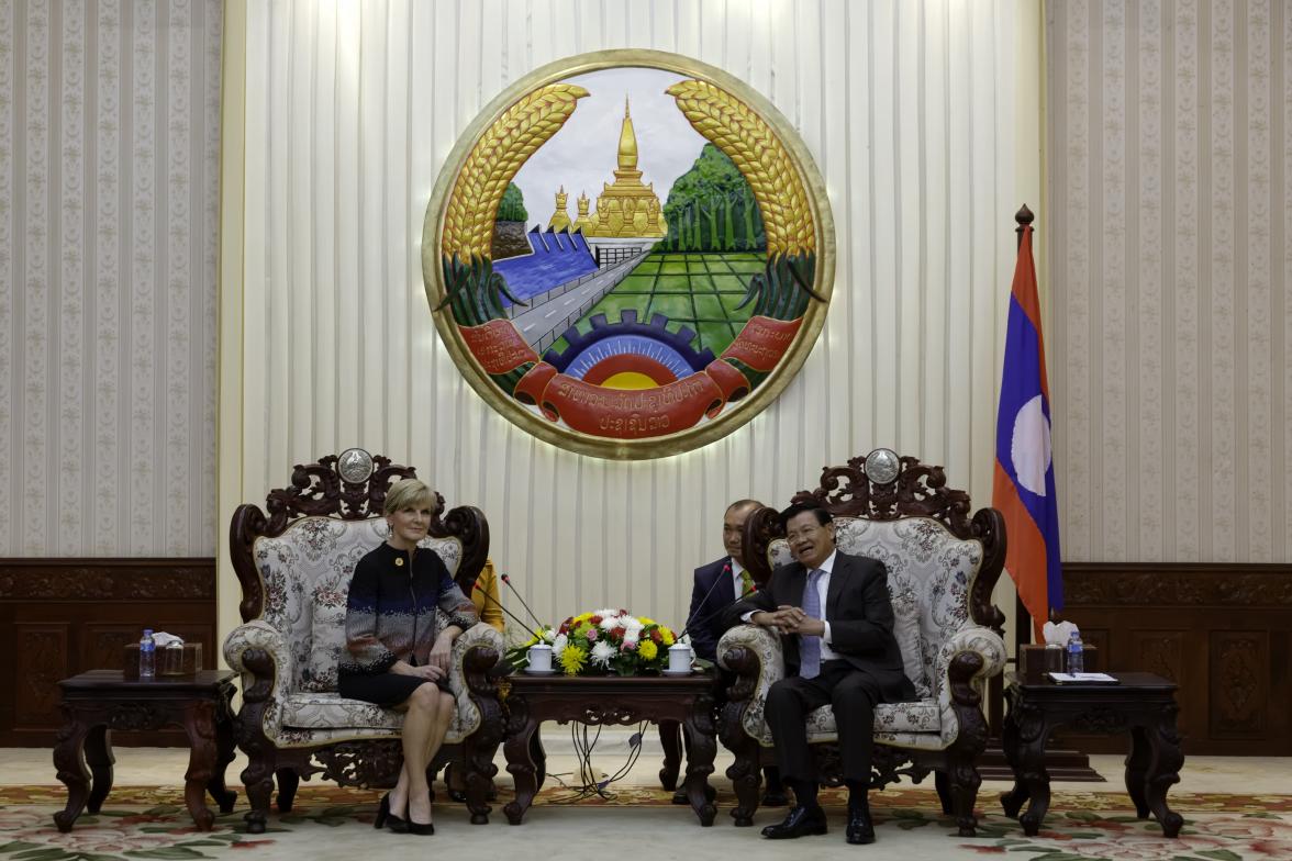 Foreign Minister Julie Bishop meets HE Dr Thongloun Sisoulith, Prime Minister of Lao PDR, in Vientiane, Laos. 25 July 2016. Photo credit: DFAT/Bart Verweij