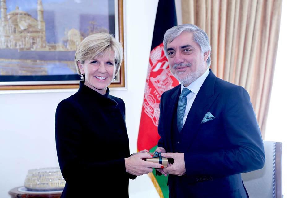 Foreign Minister Bishop meets with Government CEO Dr Abdullah Abdullah at Sapedar Palace. Kabul, 26 January 2015.