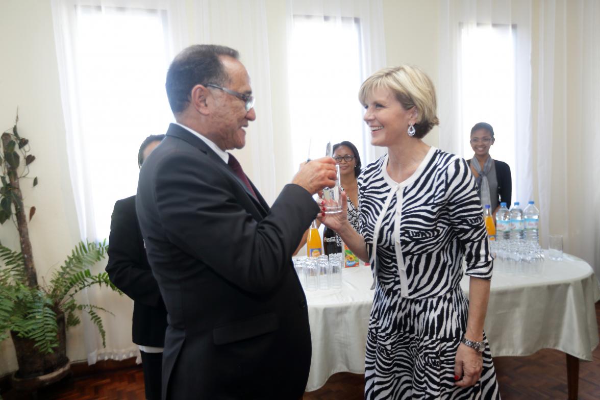 Malagasy Prime Minister Dr Roger Kolo and Australia's Foreign Minister Julie Bishop at the Australian Doctors for Africa announcement. 12 September 2014. 