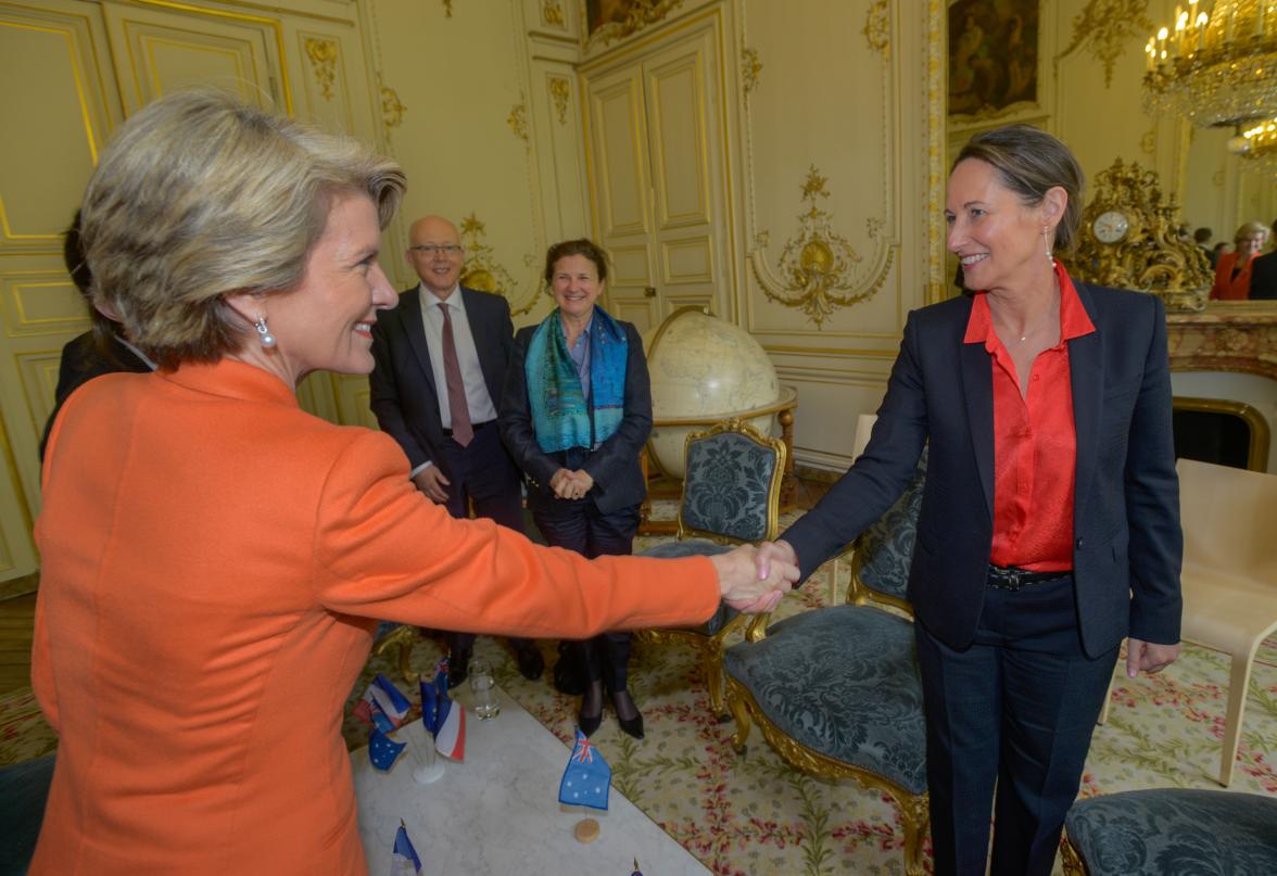 The Hon Julie Bishop MP, Foreign Minister of Australia, meets French Minister for Ecology, Sustainable Development and Energy, Ms Ségolène Royal, in Paris on 23 April 2014.