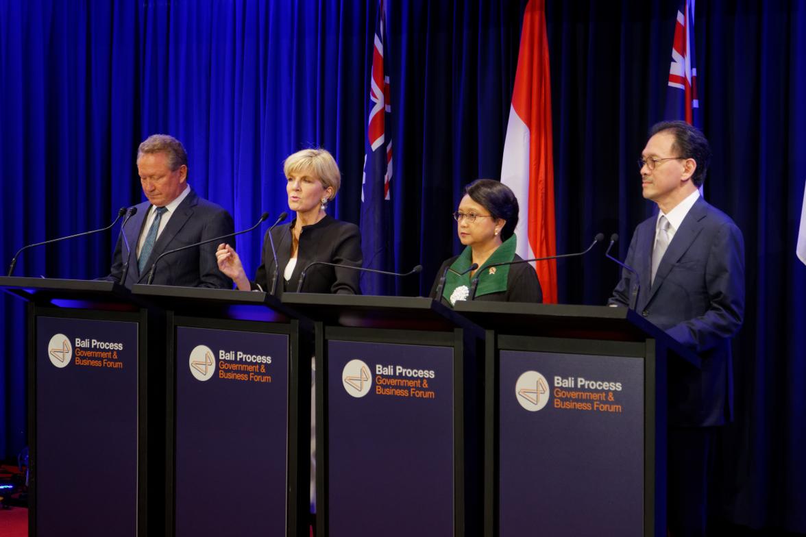 Bali Process Government and Business Forum Co-Chairs Foreign Minister Julie Bishop, Indonesian Foreign Minister Retno Marsudi, Australian business leader Andrew Forrest and his Indonesian counterpart Eddy Sariaatmadja address the media in Perth, 25 August