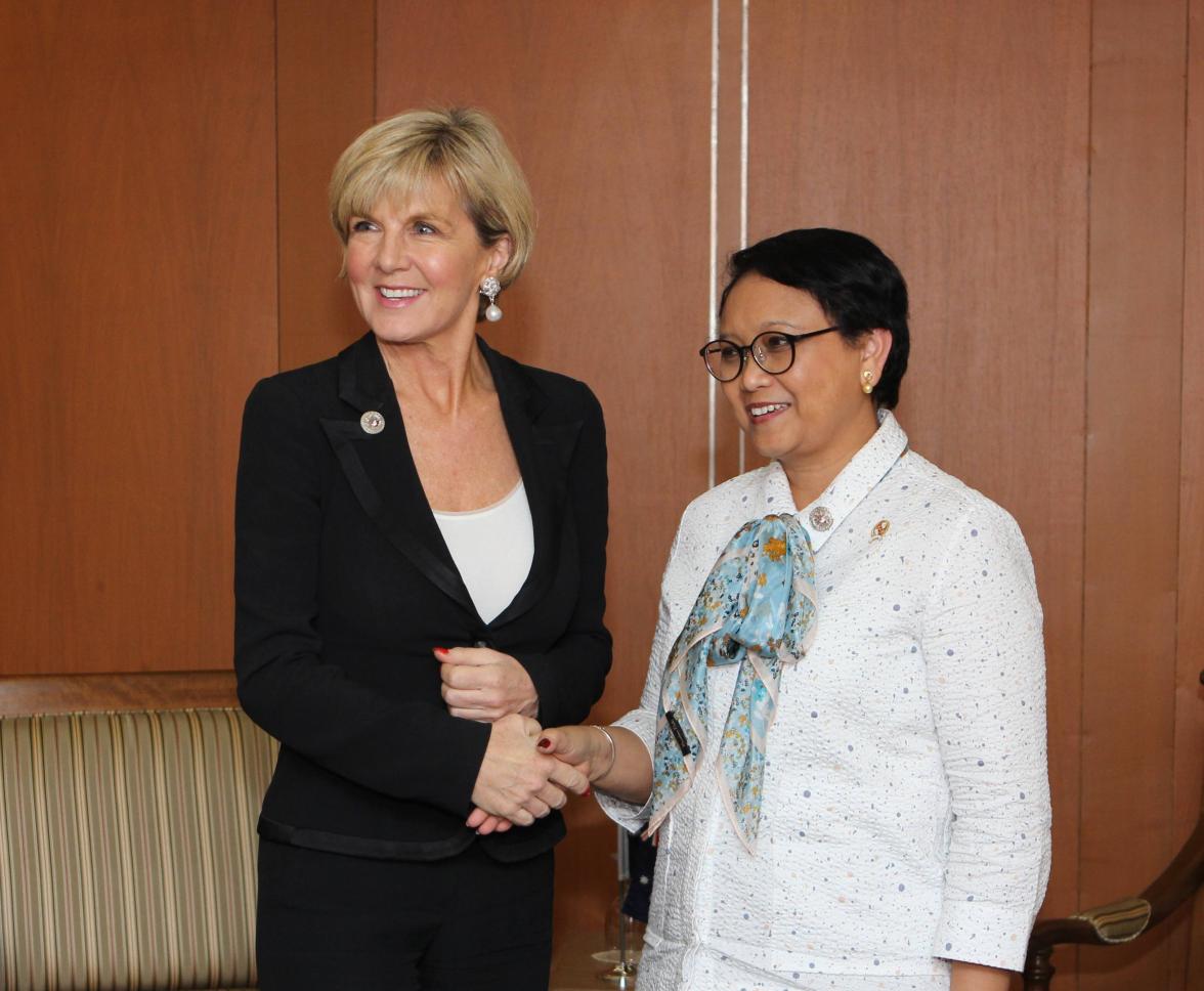 Foreign Minister Julie Bishop meeting with Indonesian Minister for Foreign Affairs Retno Marsudi to discuss shared interests in regional security and economic opportunities. The two ministers were in Manila on the occasion of the ASEAN 50th anniversary, 5