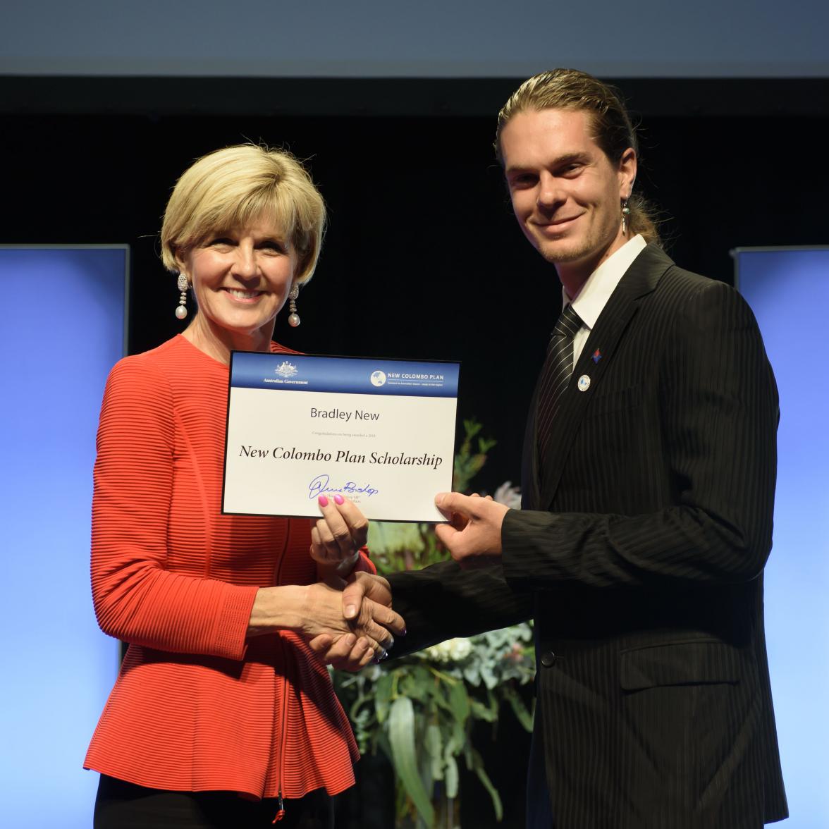 Foreign Minister Julie Bishop with Bradley New, 2018 Hong Kong  Scholar, Curtin University