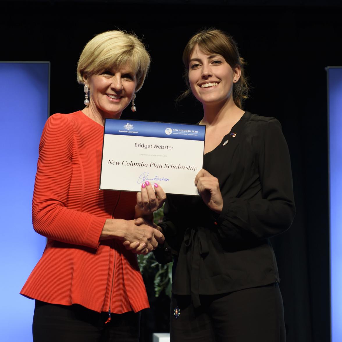 Foreign Minister Julie Bishop with Bridget Webster, 2018 Japan Scholar, Swinburne University of Technology