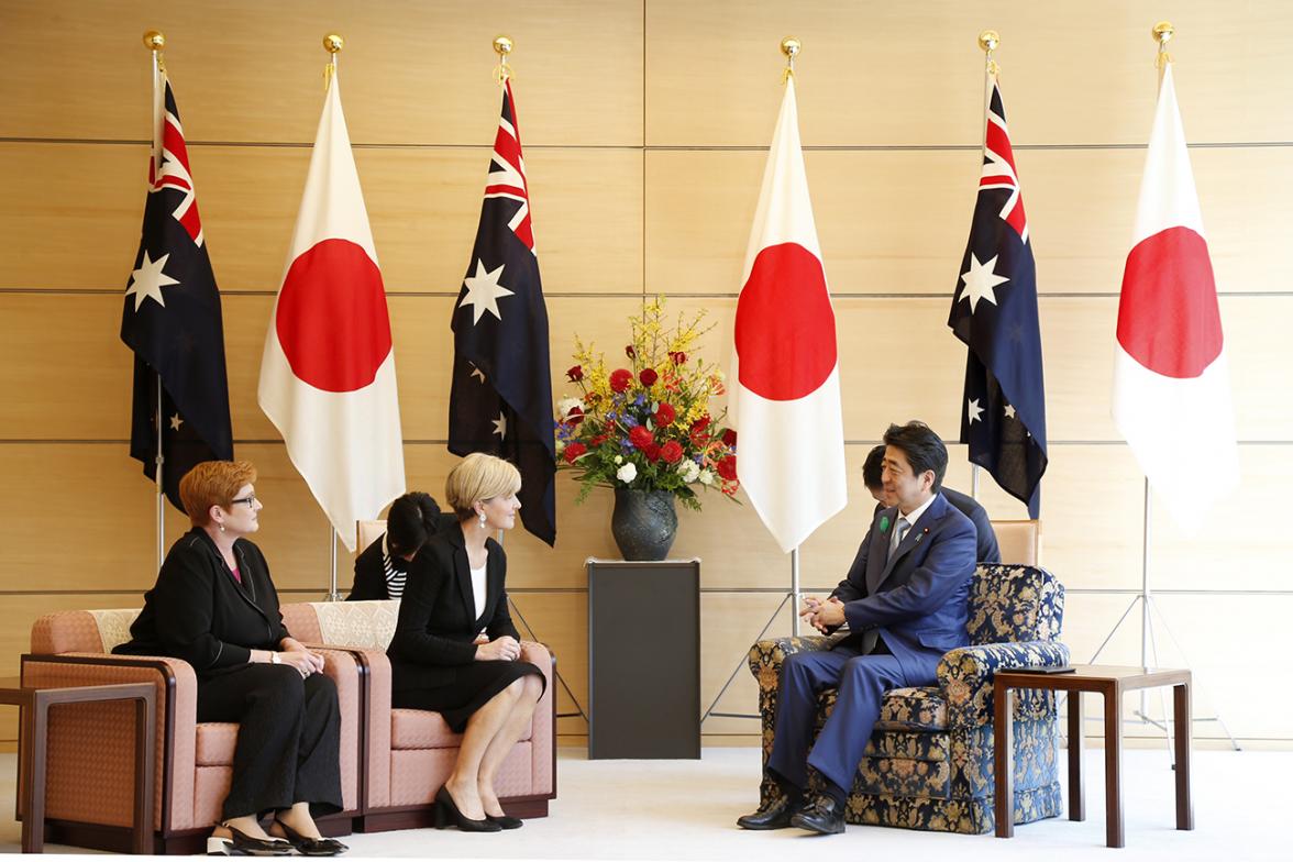 Foreign Minister Julie Bishop and Defence Minister Marise Payne meet with Japanese Prime Minister Shinzo Abe in Tokyo on 20 April 2017. Photo Credit: DFAT/Ken Shimizu