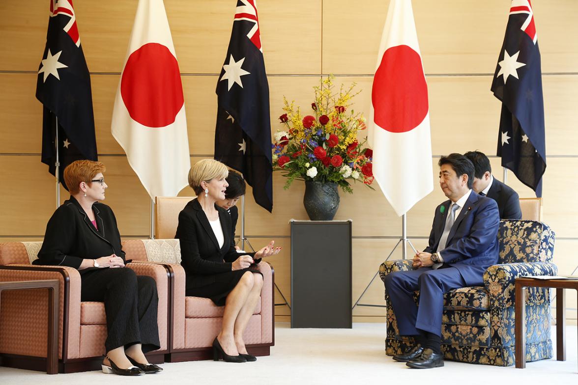 Foreign Minister Julie Bishop and Defence Minister Marise Payne meet with Japanese Prime Minister Shinzo Abe in Tokyo on 20 April 2017. Photo Credit: DFAT/Ken Shimizu