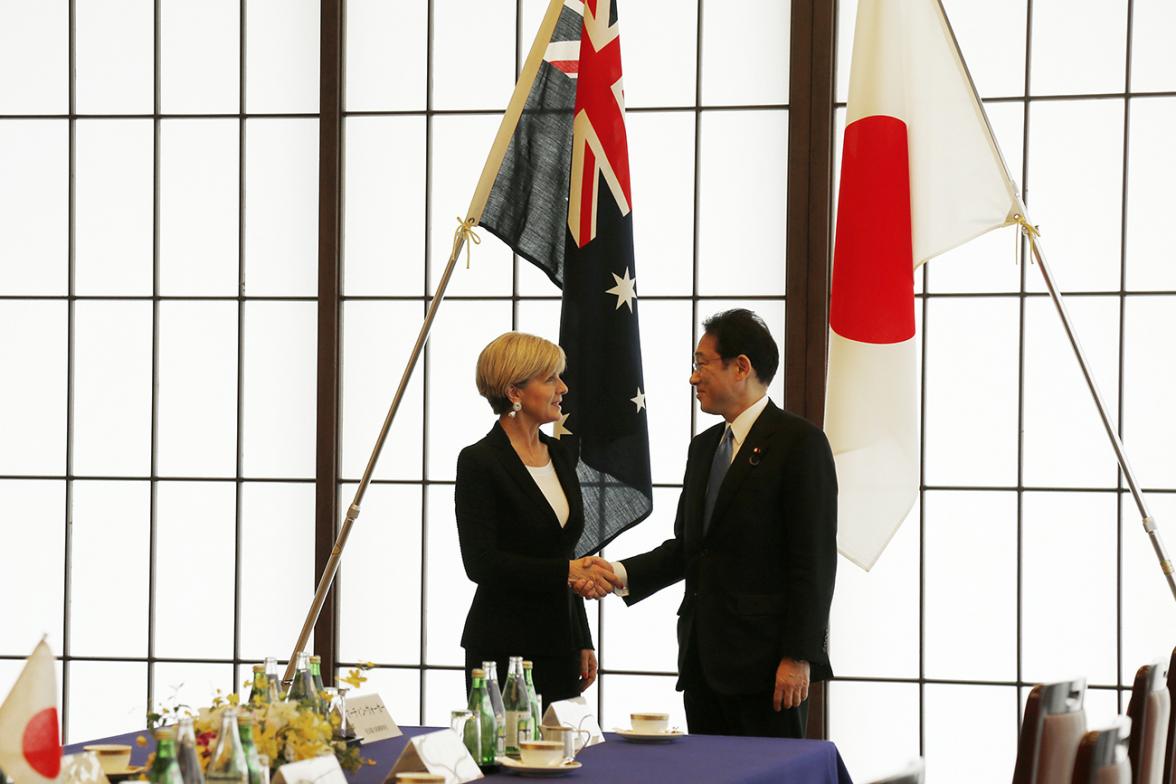 Foreign Minister Julie Bishop meets with Mr Fumio Kishida, Minister for Foreign Affairs in Tokyo on 20 April 2017. Photo Credit: DFAT/Ken Shimizu