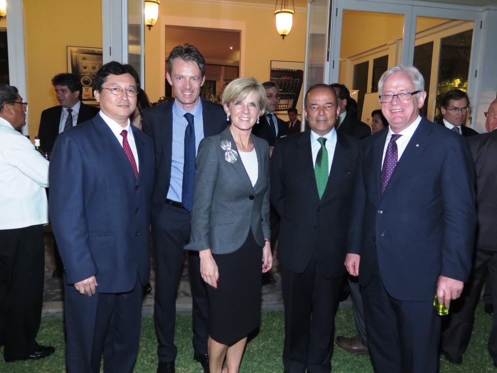 From left to right: Peruvian Vice-Minister for Mines, Guillermo Shinno; Australian Ambassador to Peru, Nicholas McCaffrey; Minister Bishop, Peruvian Vice-Minister for Foreign Affairs; Ambassador Claudio de la Puente. Bilateral Reception, Residence of the 