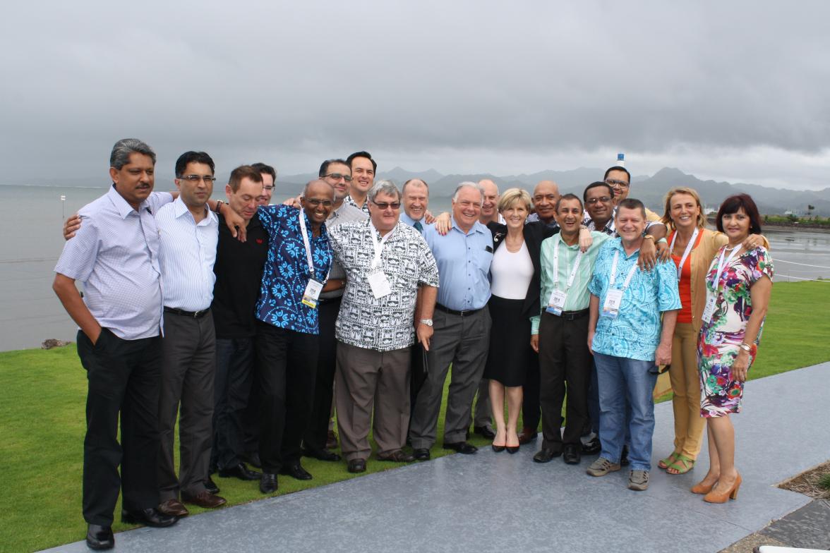 Foreign Minister Julie Bishop with members of the Executive Board of the Fiji-Australia Business Council, Suva. 1 November 2014.