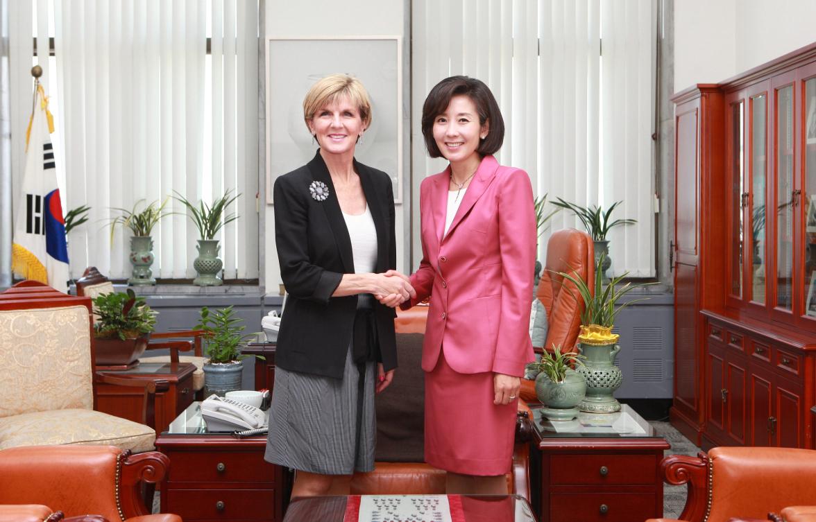 Foreign Minister Bishop meets Na Kyung-won, Chairwoman of the Foreign Affairs and Unification Committee. 21 May 2015.