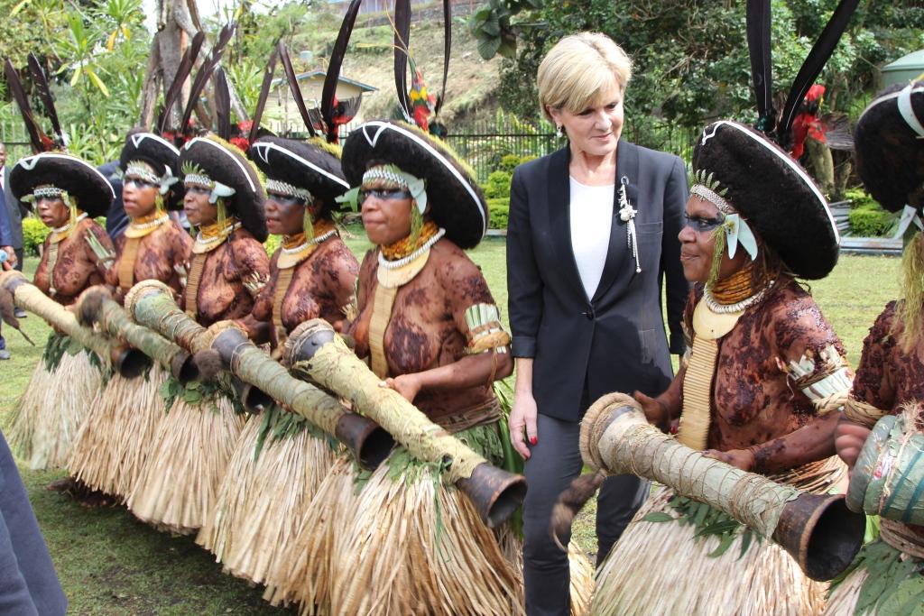 Foreign Minister Bishop visits Take-Anda Cultural Centre.