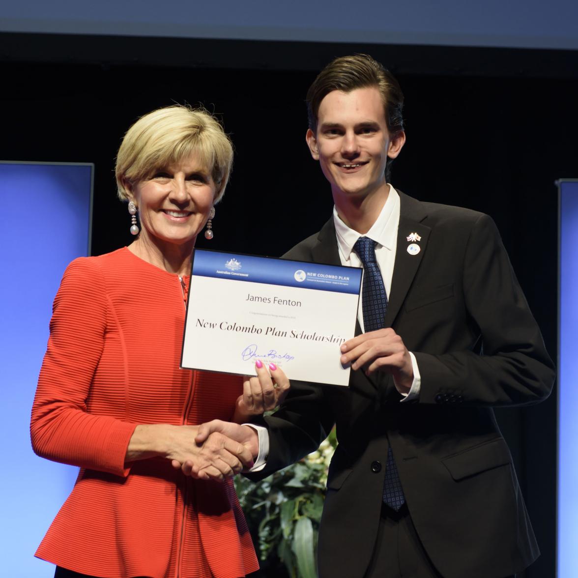 Foreign Minister Julie Bishop with James Fenton, 2018 Japan Scholar, University of Technology Sydney