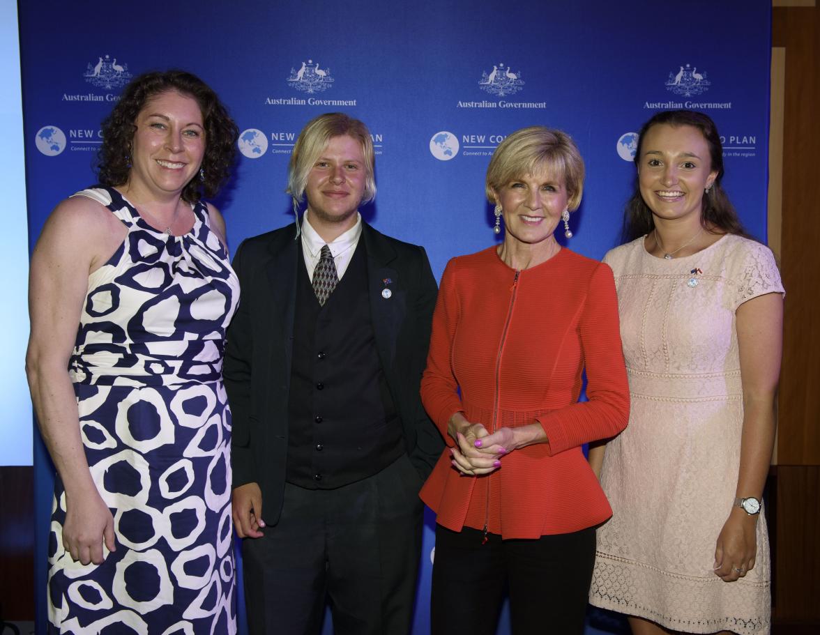 Foreign Minister Julie Bishop with (L-R) Mrs Kim Siemensma, Manager La Trobe Abroad, scholars Emeil Boddenberg and Zoe Croucher, La Trobe University