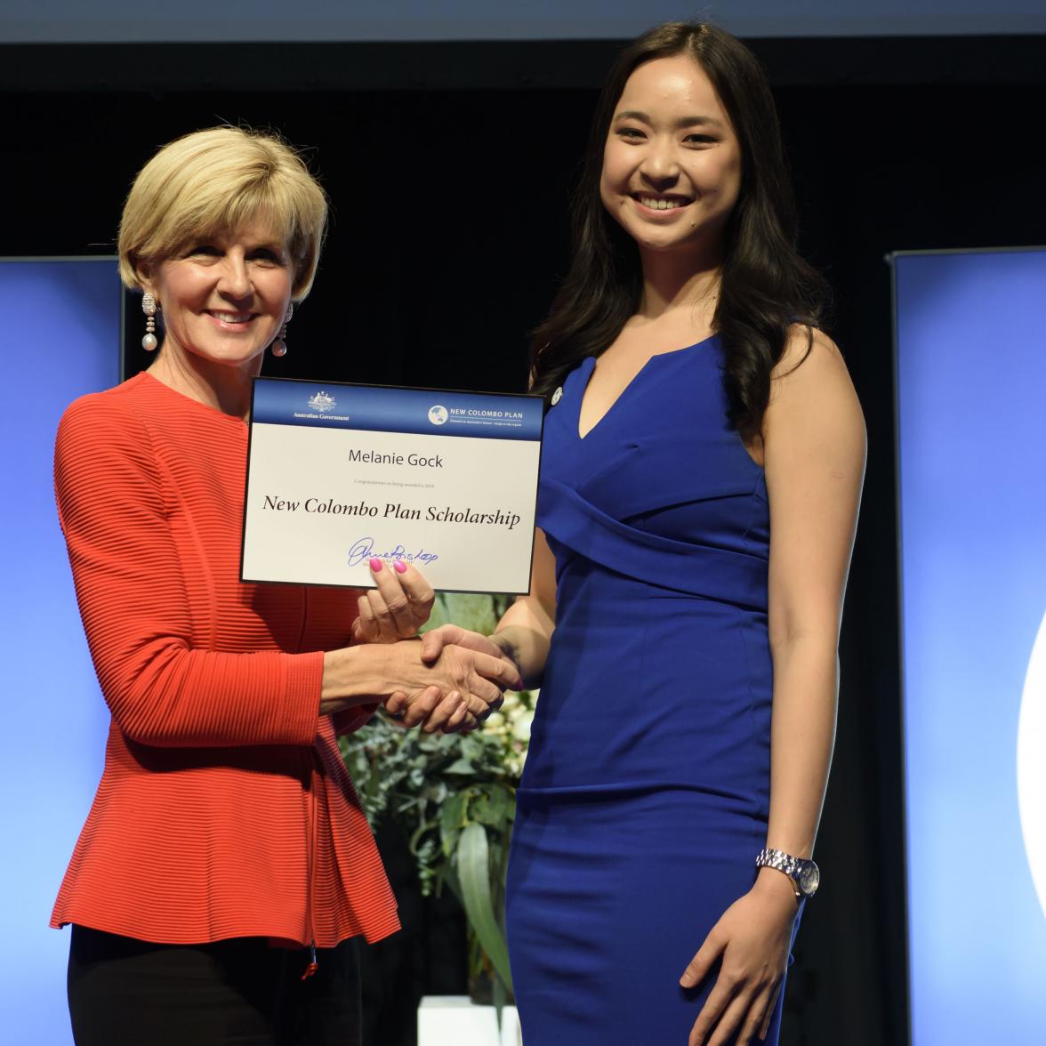 Foreign Minister Julie Bishop with Melanie Gock, 2018 Hong Kong  Scholar, Queensland University of Technology