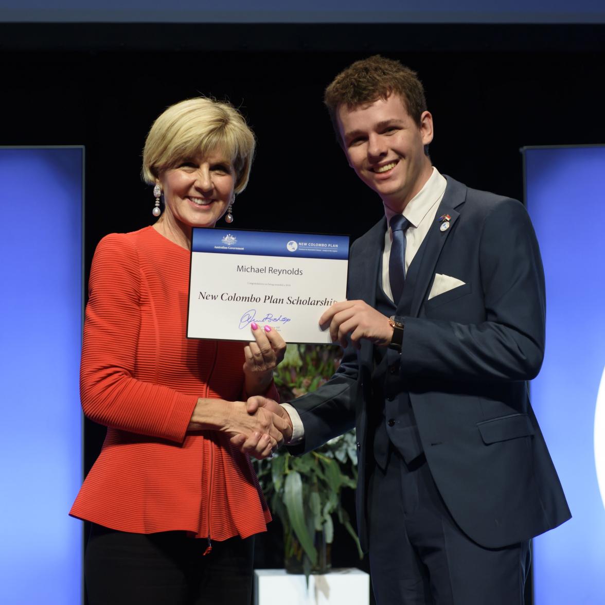 Foreign Minister Julie Bishop with Michael Reynolds, 2018  Singapore Scholar, Queensland University of Technology