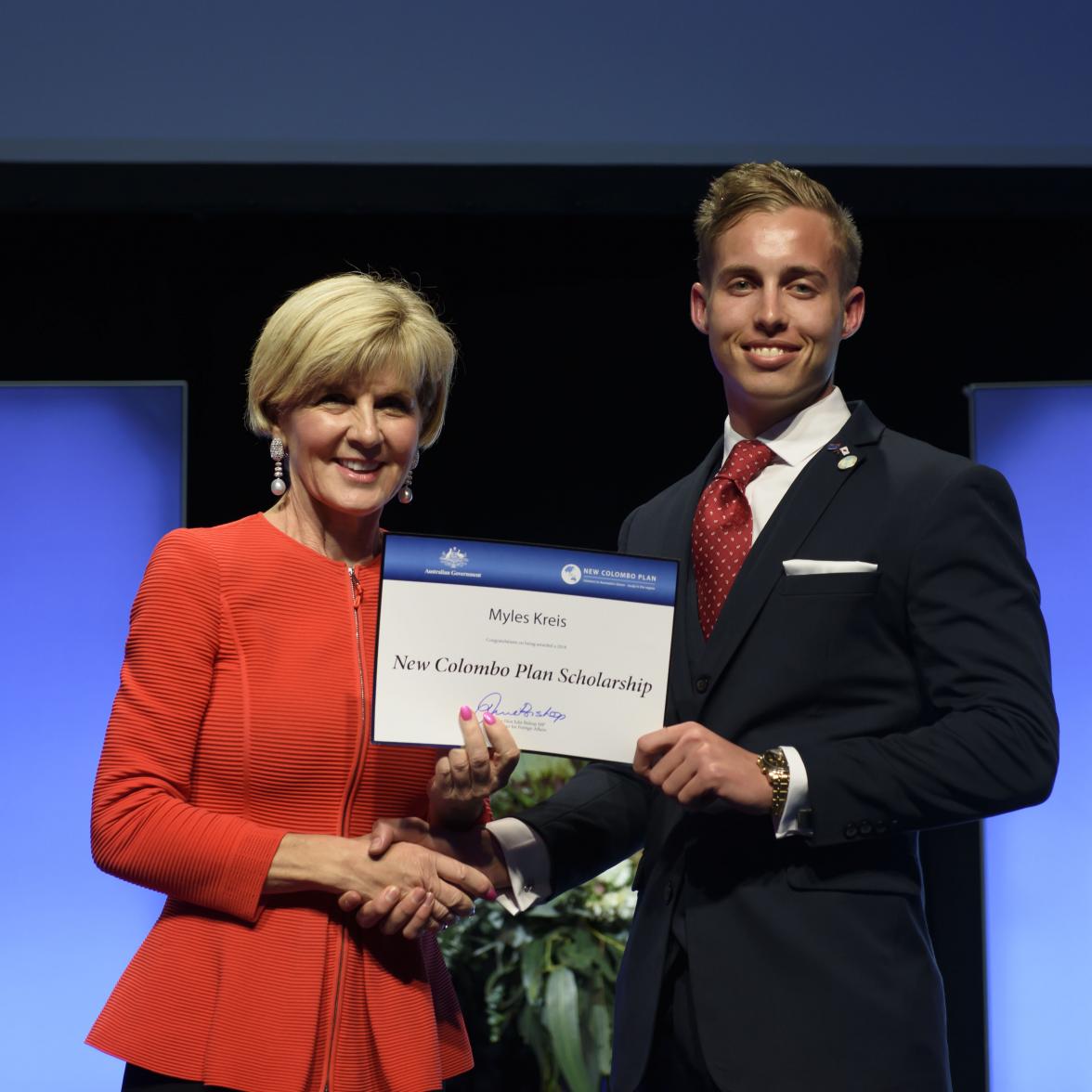 Foreign Minister Julie Bishop with Myles Kreis, 2018 Republic of Korea Fellow, University of the Sunshine Coast