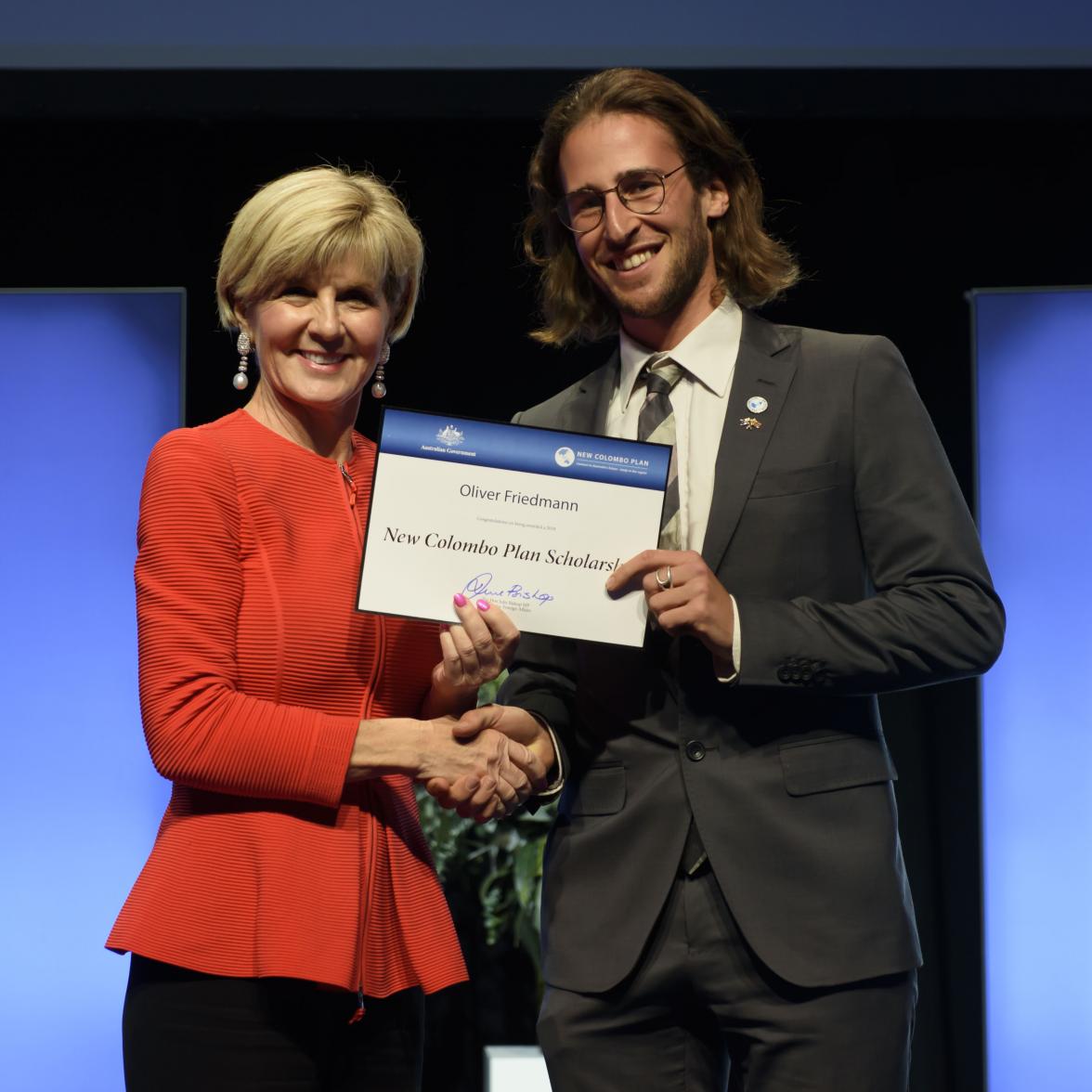 Foreign Minister Julie Bishop with Oliver Friedmann, 2018 Sri Lanka Scholar, Australian National University