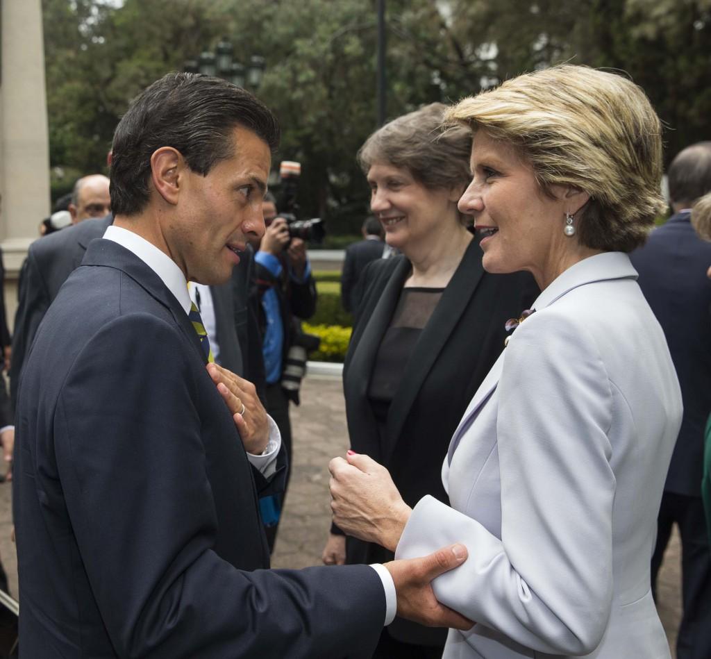 The Minister for Foreign Affairs of Australia, The Hon Julie Bishop MP and the President of Mexico HE Mr Enrique Peña Nieto, during a lunch at Los Pinos Official Residence in Mexico City. 15 April 2014. 