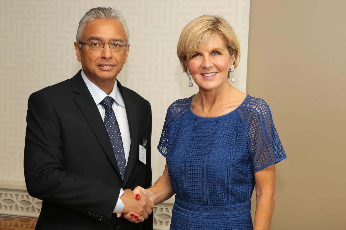 Foreign Minister Julie Bishop meets with the Prime Minister of Mauritius, Pravind Jugnauth at the United Nations in New York on 20 September 2017.