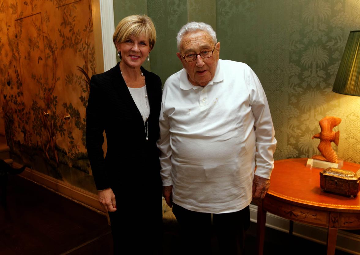 Foreign Minister Julie Bishop meets with former US Secretary of State Dr Henry Kissinger in New York City, January 25, 2016. Photo by Trevor Collens/DFAT