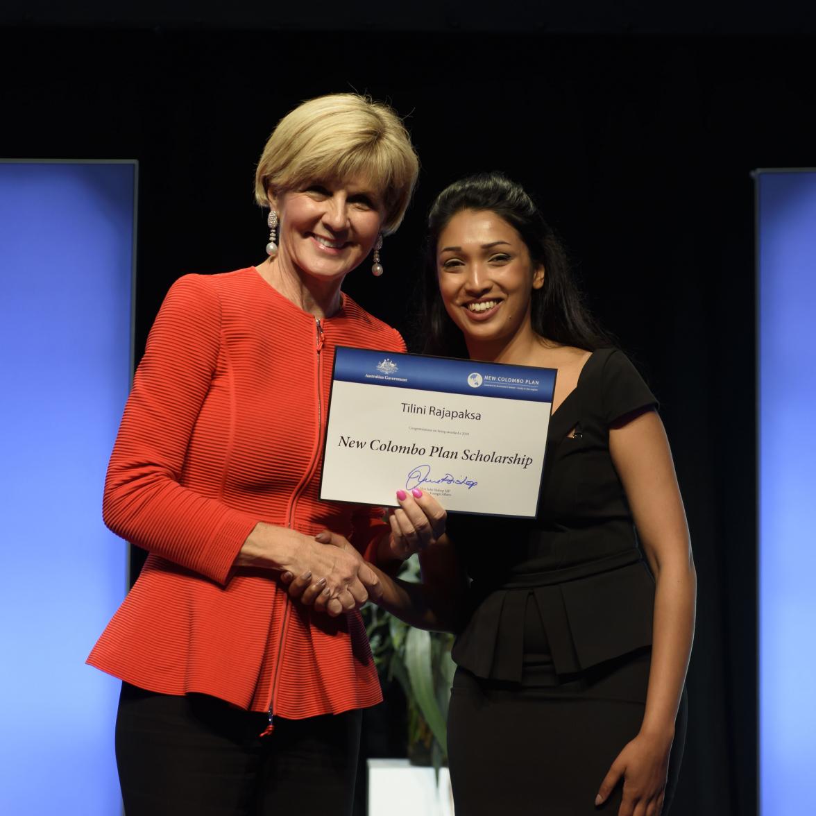 Foreign Minister Julie Bishop with Tilini Rajapaksa, 2018 Myanmar Fellow, the University of Sydney