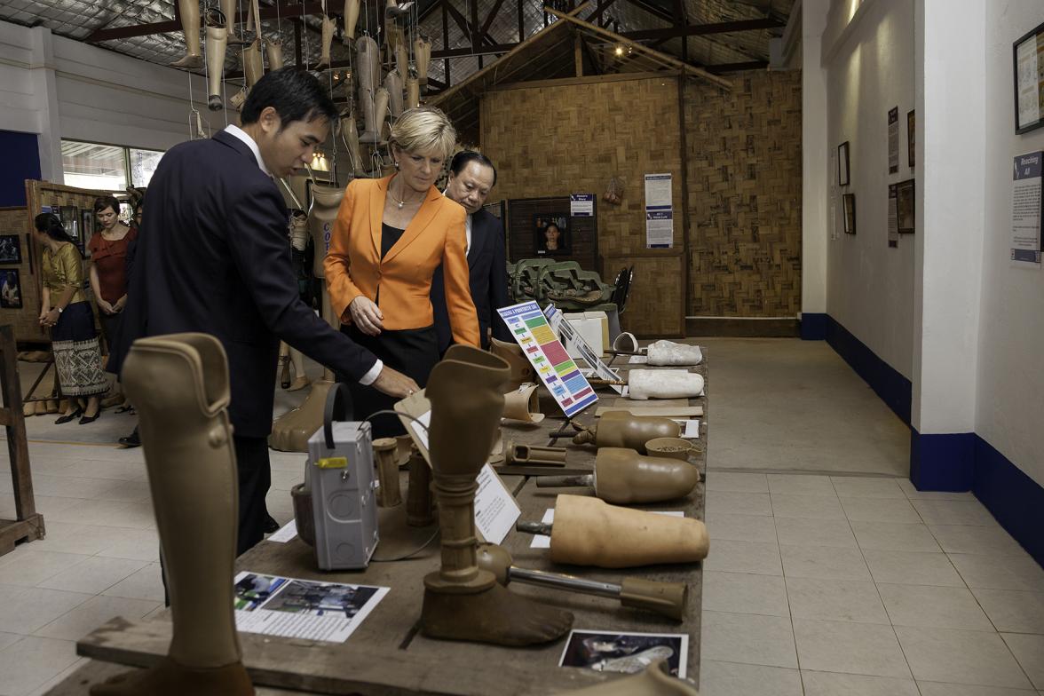 Foreign Minister Julie Bishop visits the UXO Visitor Centre of the Cooperative Orthotic and Prosthetic Enterprise (COPE). Photo: Bart Verweij