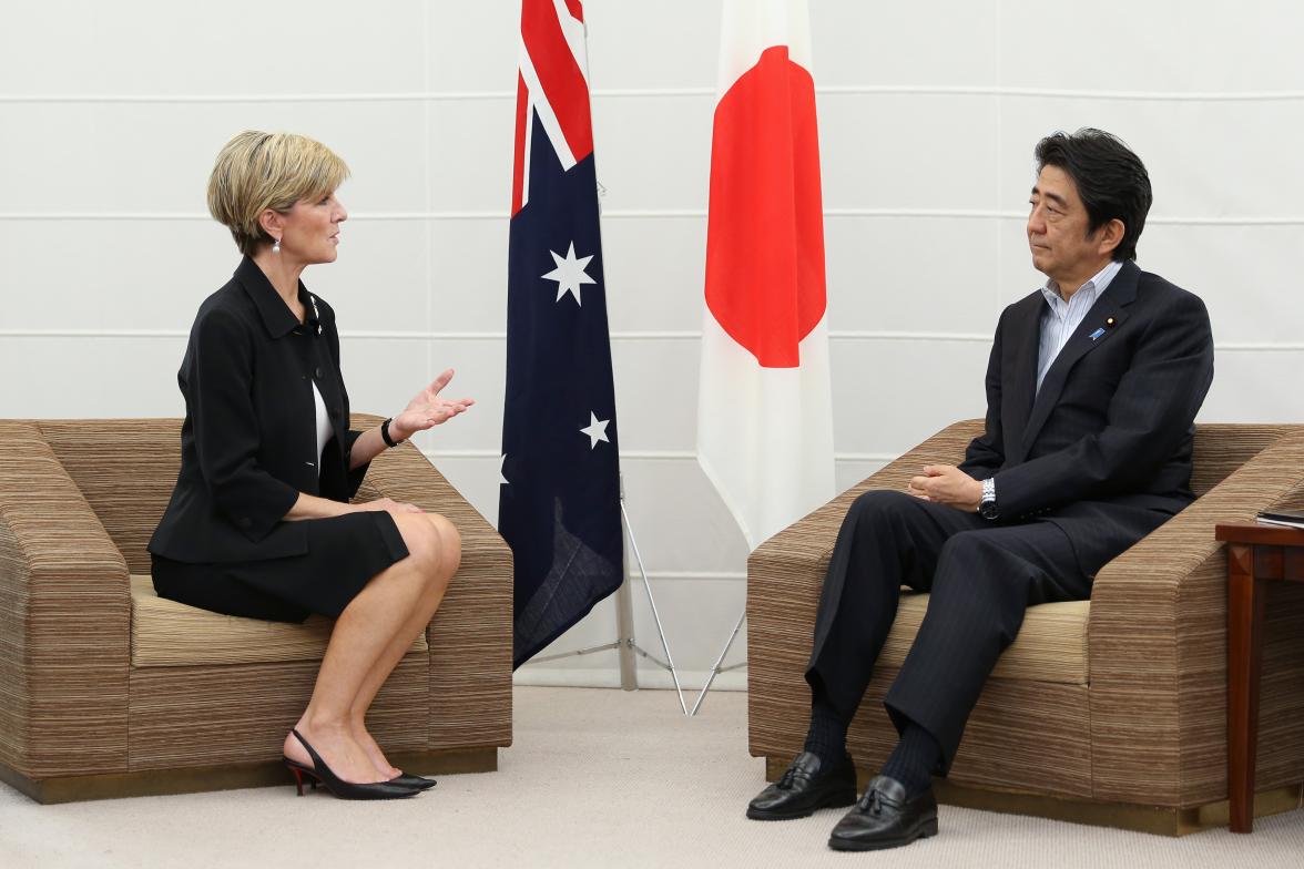 Foreign Minister Julie Bishop meets with Japanese Prime Minister Shinzo Abe at the PALM7 Summit meeting in Iwaki, Japan, 23 May 2015.