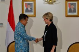 21 March 2016, Jakarta, Indonesia:  Foreign Minister Julie Bishop with Indonesian Vice President Jusuf Kalla during a bilateral meeting at the Vice Presidential Palace, Jakarta.