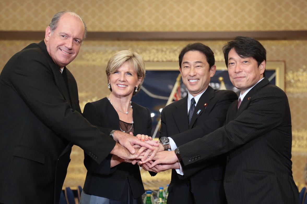 The Hon Julie Bishop, MP Minister for Foreign Affairs, Senator the Hon David Johnston, Minister for Defence, Japanese Minister for Foreign Affairs, the Hon Fumio Kishida, and Japanese Minister of Defense, the Hon Itsunori Onodera shaking hands.