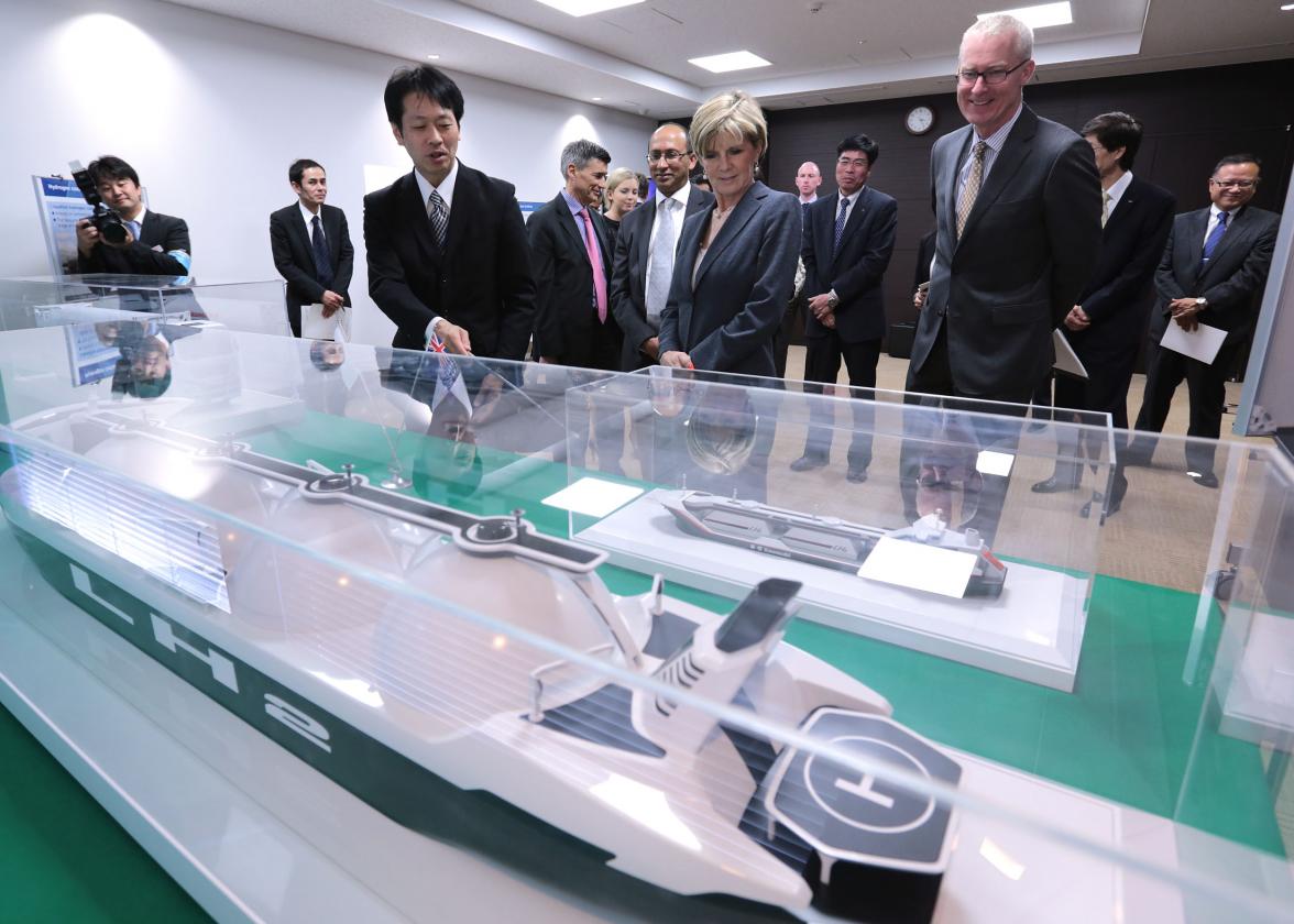 Senior executives from Kawasaki Heavy Industries showing models of new products to the Hon Julie Bishop MP, Minister for Foreign Affairs, and HE Mr Bruce Miller, Australian Ambassador to Japan.