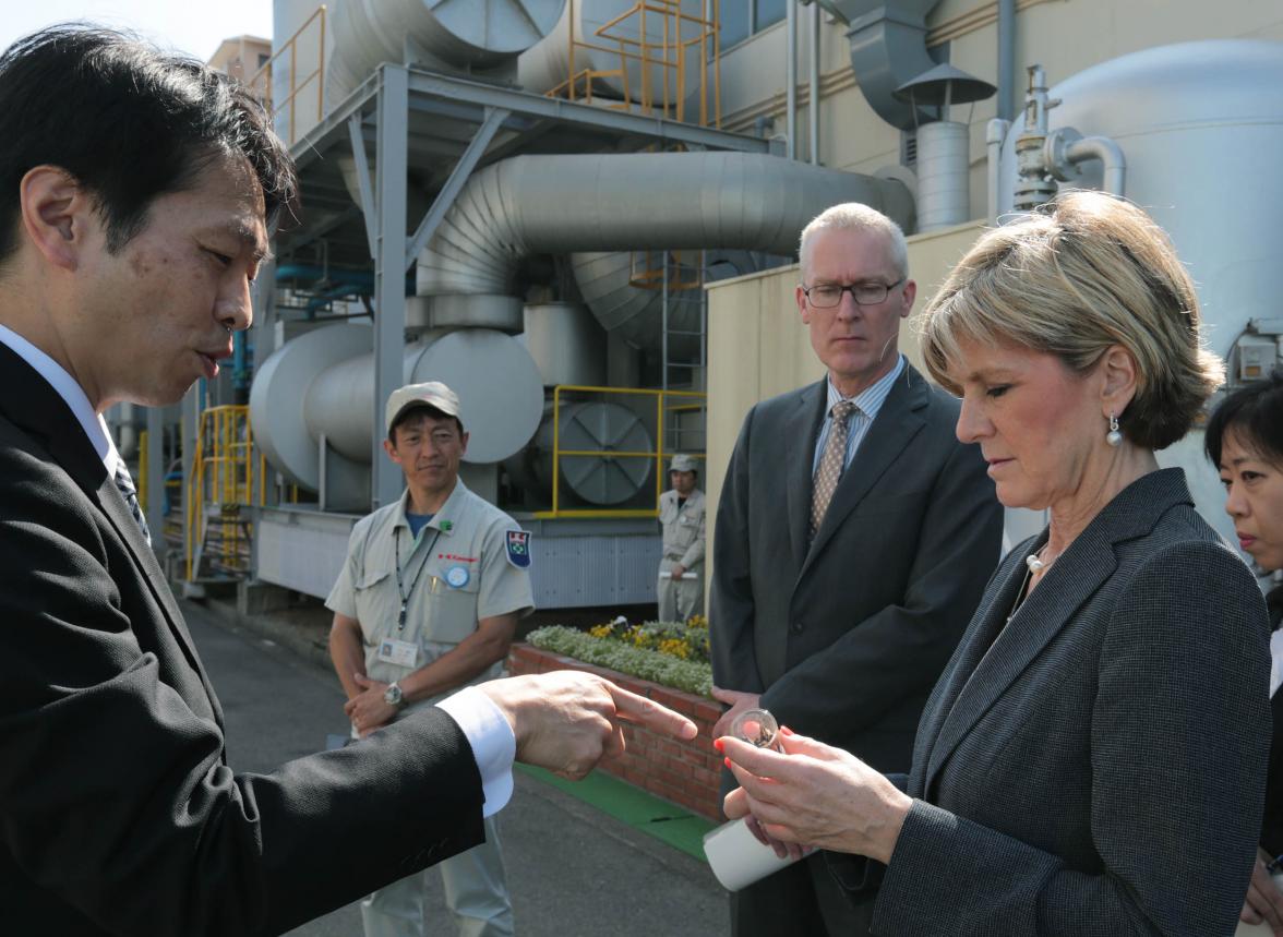 Senior executives from Kawasaki Heavy Industries showing models of new products to the Hon Julie Bishop MP, Minister for Foreign Affairs, and HE Mr Bruce Miller, Australian Ambassador to Japan.