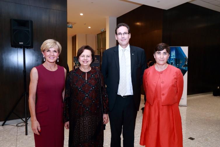 Foreign Minister Julie Bishop with former governor of Bank Negara, Tan Sri Dr Zeti Akhtar Aziz, High Commissioner to Malaysia, HE Rod Smith and Deputy High Commissioner, Dr Angela Macdonald in Kuala Lumpur. 14 March 2017 / Zulaika Ibrahim