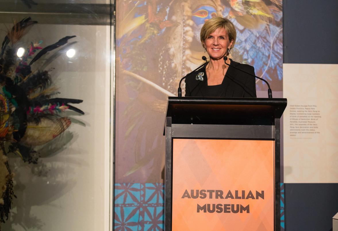 Foreign Minister Bishop welcoming Pacific Islands Leaders and Ministers during the Welcome Dinner of the Pacific Islands Forum Foreign Ministers Meeting at the Australian Museum, Sydney, on 9 July 2015.