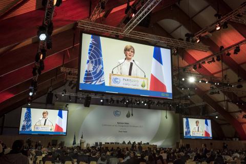 Minister Bishop delivering a national statement at the COP21 on Monday 7 December, 2015