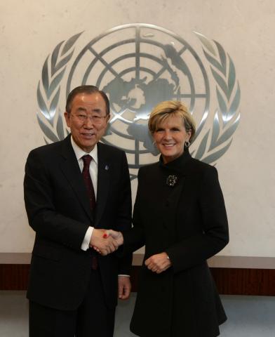 Foreign Minister Julie Bishop meets with United Nations Secretary-General Ban Ki-moon in New York, 19 November 2014. (DFAT/Trevor Collens)