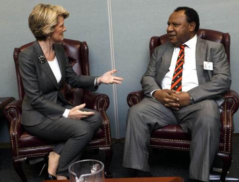 Foreign Minister Julie Bishop with the Hon Rimbink Pato OBE MP, Minister for Foreign Affairs and Immigration of Papua New Guinea.

(Credit Trevor Collens)