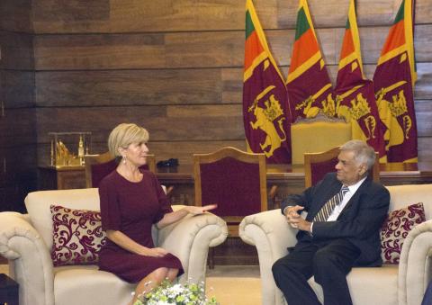 Foreign Minister Julie Bishop meeting with Sri Lankan Prime Minister Ranil Wickremesinghe in Colombo on 20 July 2017.