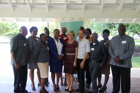 Foreign Minister Julie Bishop meets Grenada Alumni from the Australia Awards program at the Small Island Developing States (SIDS) Reception, 4 July 2017.