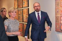 Foreign Minister Julie Bishop tours the G'Day USA Australia Day Exhibition,