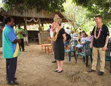 Pastor Lemuel Inomae addresses Foreign Minister Julie Bishop and the Australian delegation during their visit to Burns Creek, Honiara (17 December 2013)